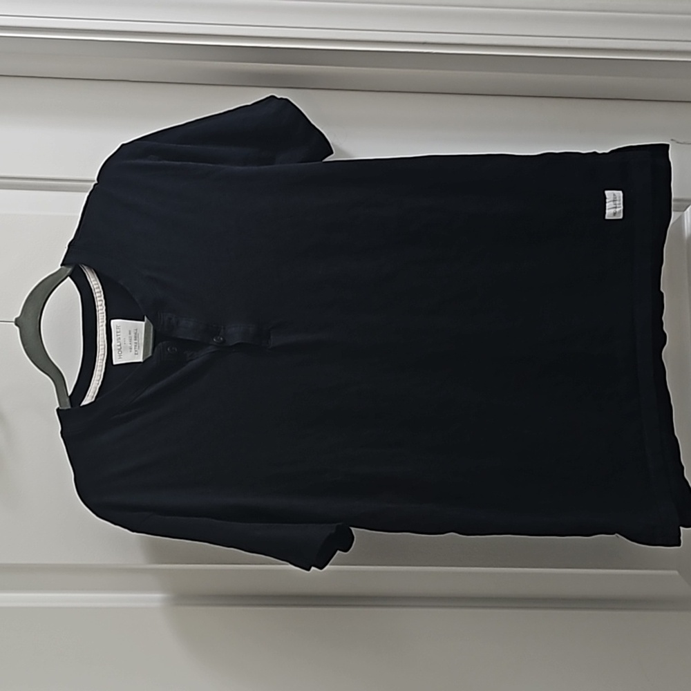 Hollister boy henley